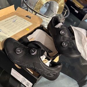 BODY GEOMETRY 5-WORK ARES BRAD NEW road shoes